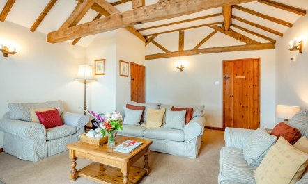 3 Bed in Stratford -upon- Avon 4