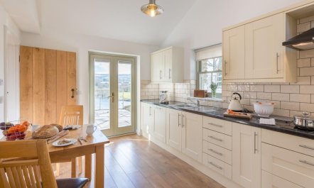 3 Bed in Llandysul 1