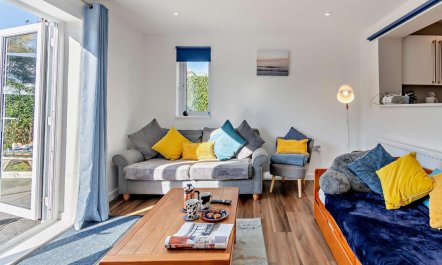 3 Bed in Saundersfoot 1