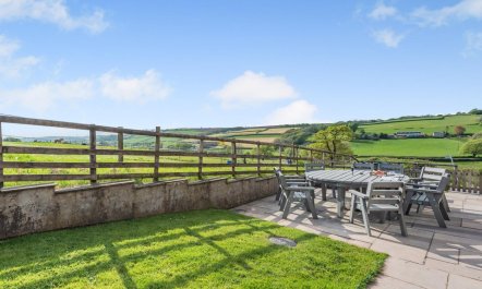 4 Bed in Kidwelly 2