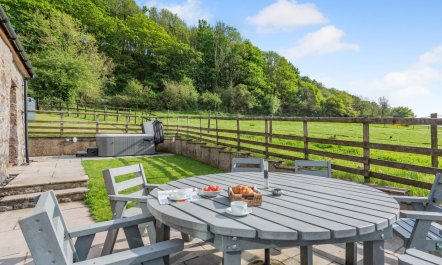 4 Bed in Kidwelly 6