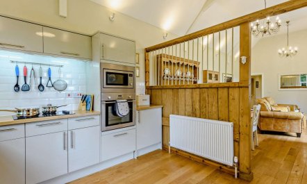 2 Bed in Blandford Forum 1