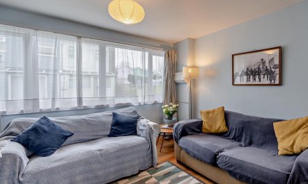 2 Bed in Freshwater East 1