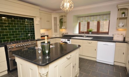 3 Bed in South Molton 5