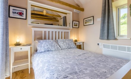 1 Bed in Knighton 2