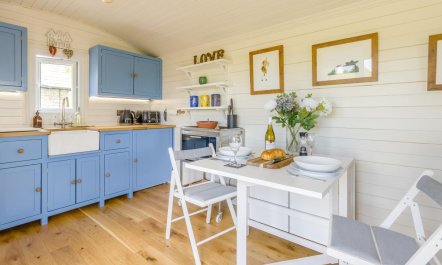 1 Bed in Knighton 5
