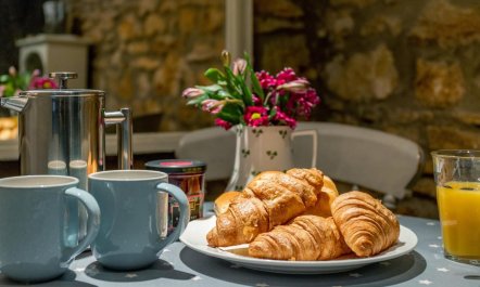 2 Bed in Cheltenham 8