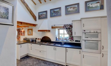 4 Bed in Llandudno Junction 7