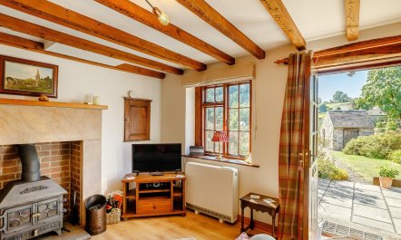1 Bed in Ashbourne 2