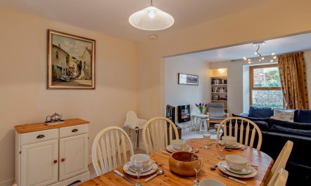 3 Bed in Tenby 4