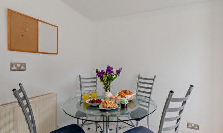 3 Bed in Tenby 9