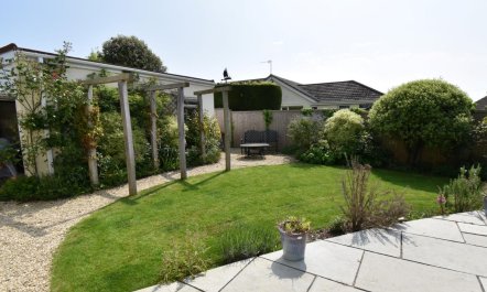 3 Bed in Swanage 1