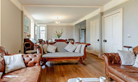 5 Bed in Haverfordwest 2