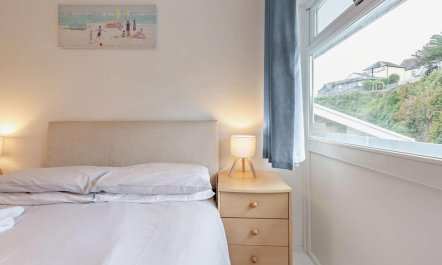 1 Bed in Saundersfoot 7