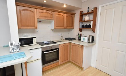 1 Bed in Saundersfoot 1