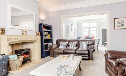 4 Bed in Sidmouth 1