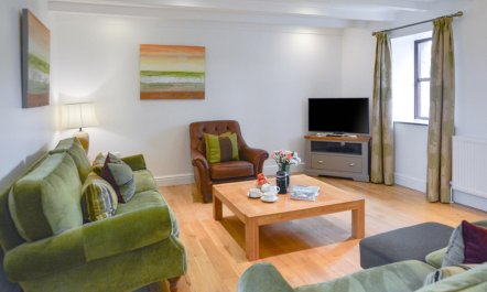 3 Bed in Penzance 2