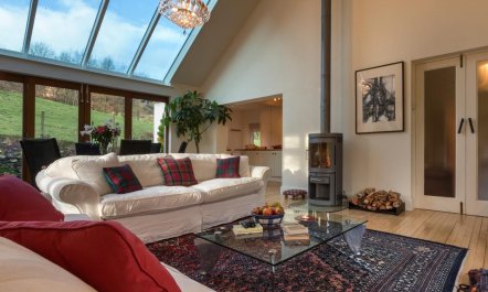 3 Bed in Newby Bridge 2