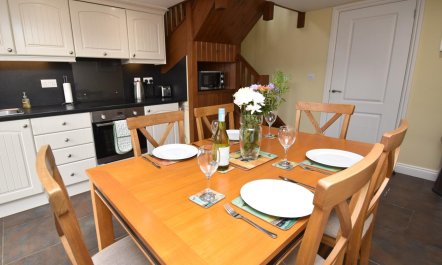 2 Bed in Saundersfoot 2