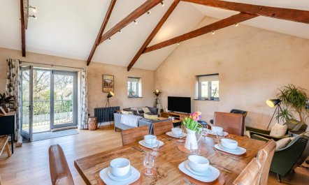 3 Bed in Holsworthy 1