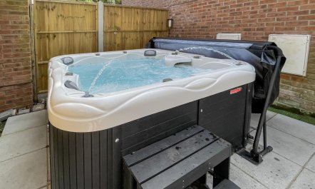4 Bed in Wareham 2