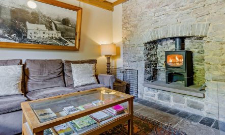 4 Bed in Hay-on-wye 2