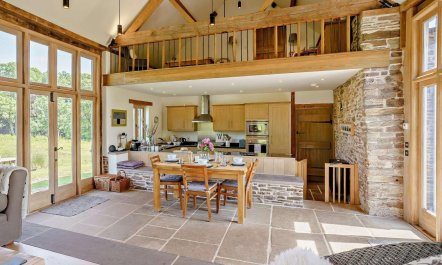 2 Bed in Abergavenny 6