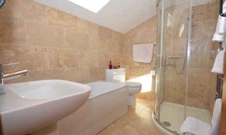 2 Bed in Haverfordwest 7