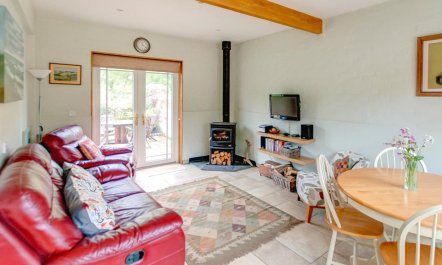 2 Bed in Alverstone 1