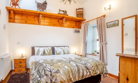 1 Bed in Bridgend 8