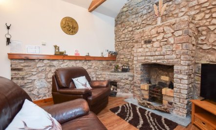 1 Bed in Bridgend 3