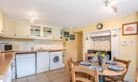 3 Bed in Elgin 5