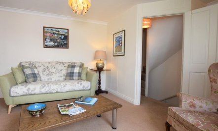 1 Bed in Brixham 2