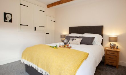 2 Bed in Richmond 7