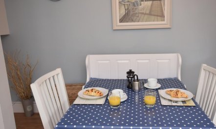 1 Bed in Eastbourne 1