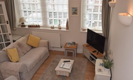 1 Bed in Eastbourne 8
