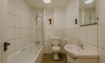 3 Bed in Freshwater 6