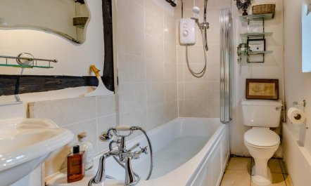 2 Bed in Stratford -upon- Avon 9