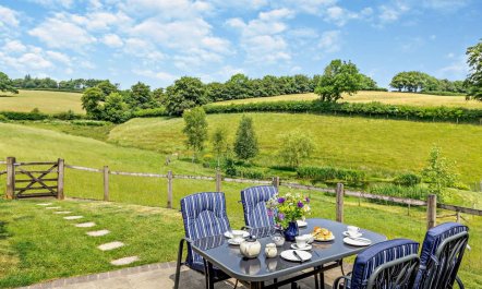 2 Bed in Dulverton