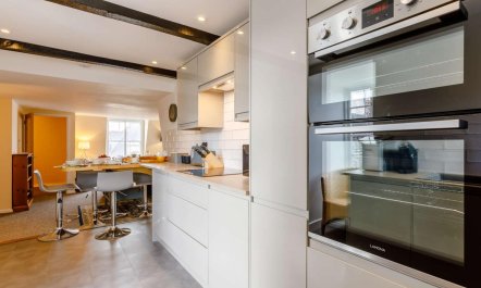 2 Bed in Cheltenham 4