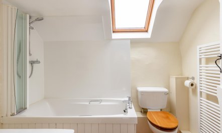 2 Bed in Bridport 9
