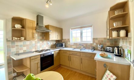 2 Bed in Shanklin 6