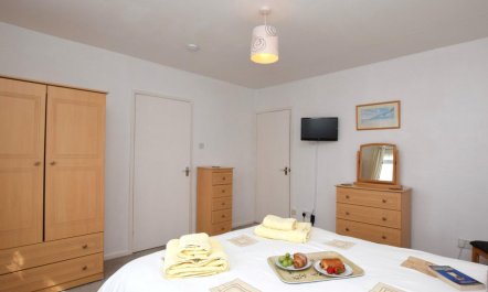 2 Bed in Shanklin 9