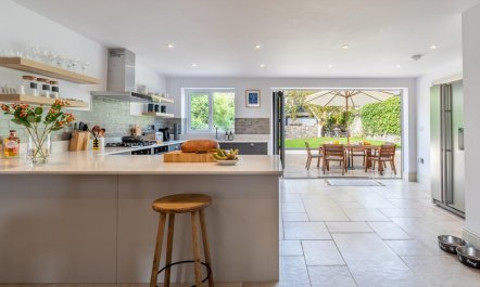 4 Bed in Crickhowell 6