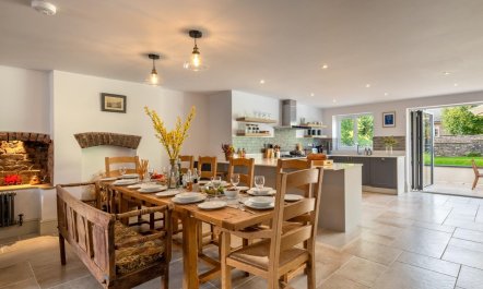 4 Bed in Crickhowell 7