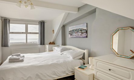 2 Bed in Brixham 7