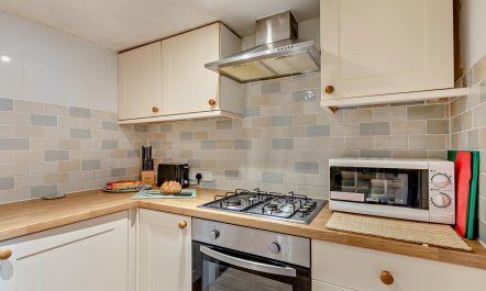 2 Bed in Brixham 6