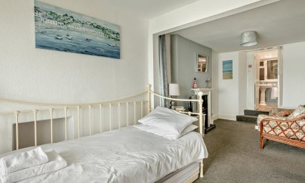 2 Bed in Brixham 9