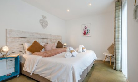 2 Bed in Holsworthy 3