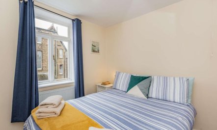 2 Bed in Eastbourne 8